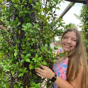 Meet your Posher, Hannah